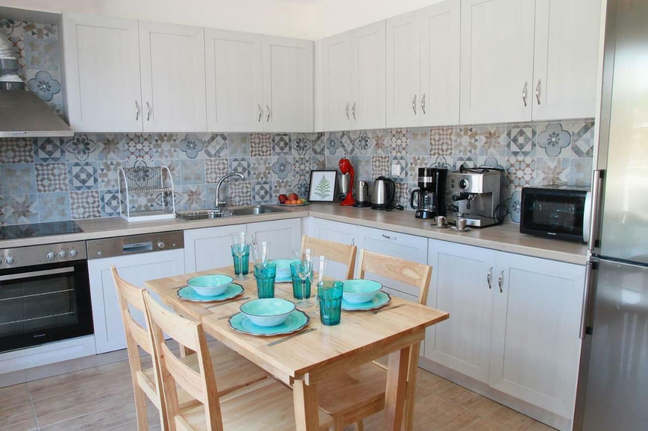 Xaradiotis House - A Modern Home Away From Home Katoméri Kültér fotó